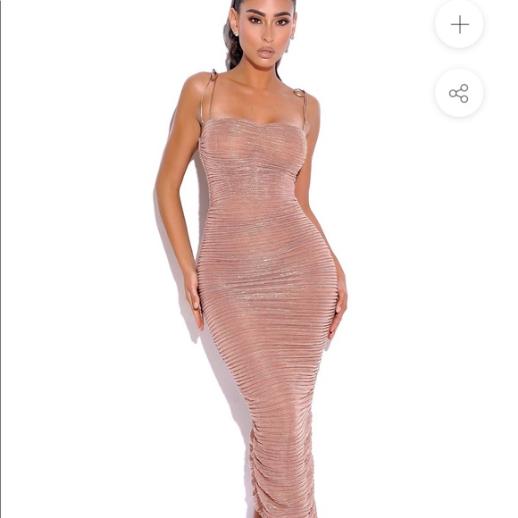 Miss Circle Dress - Picture 3 of 6